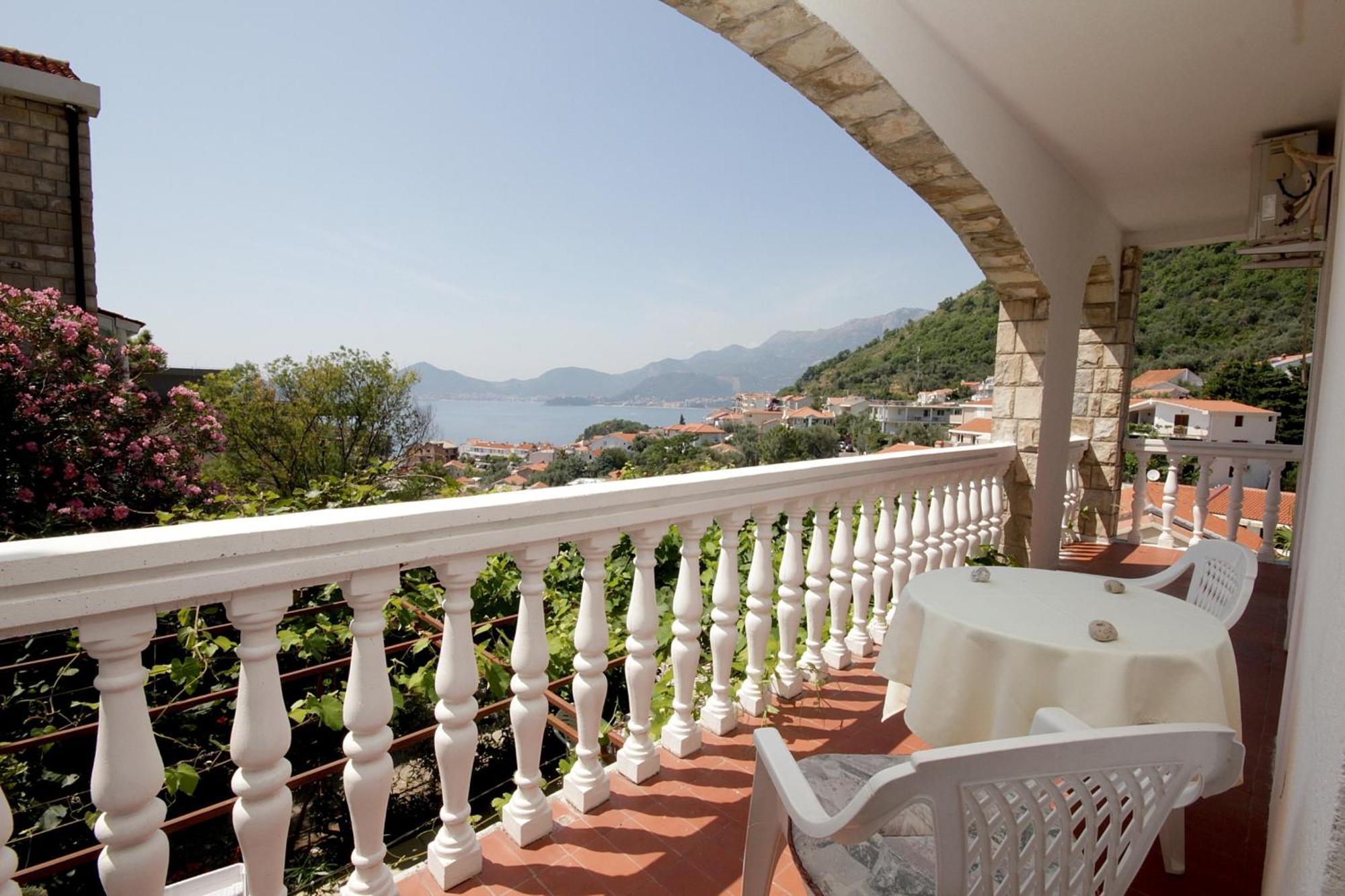 Apartments Aleksandar Sveti Stefan Room photo